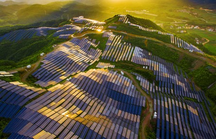 科技名詞 | 太陽能光伏發(fā)電  solar photovoltaic electric power generation